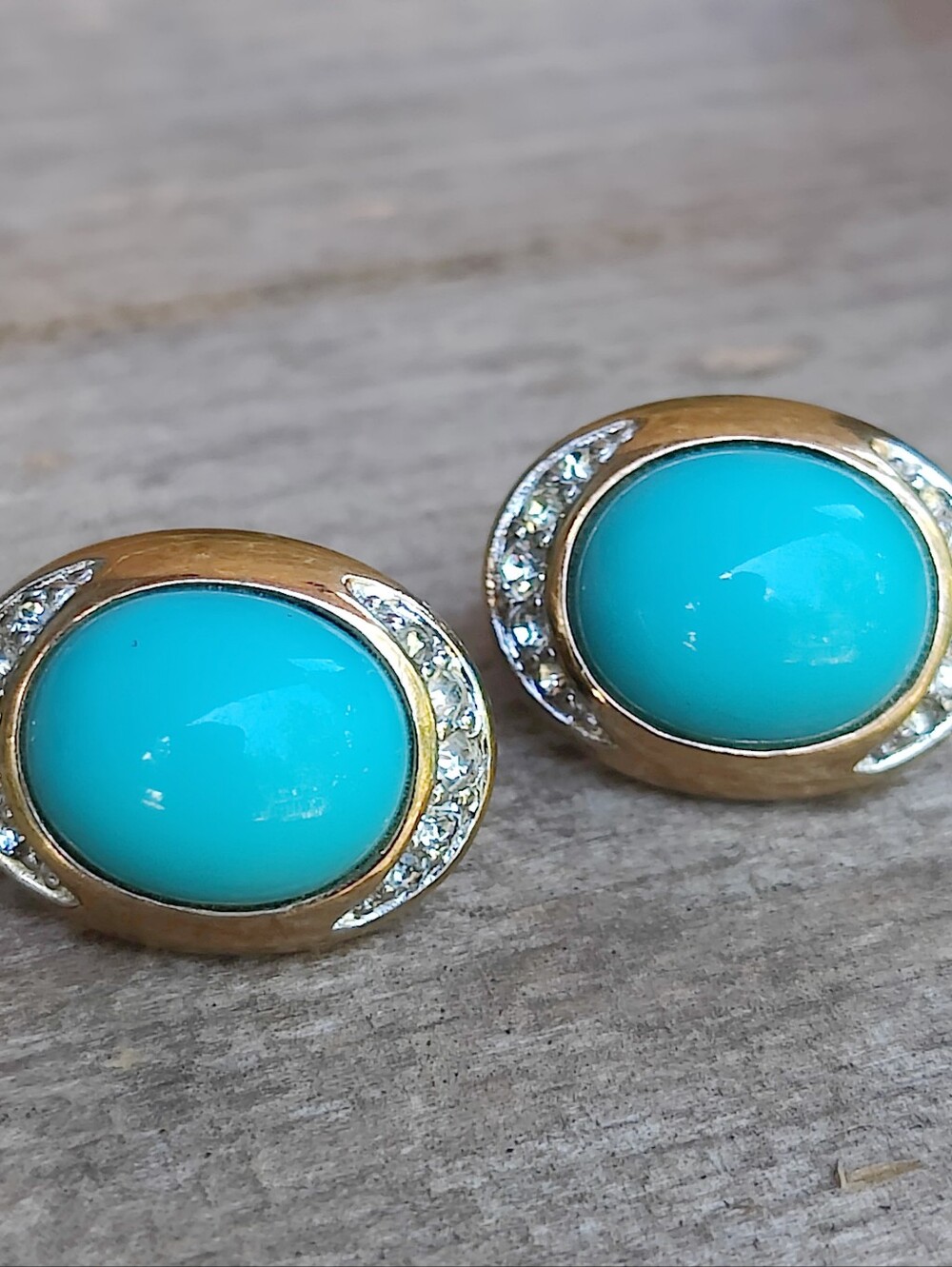 Vintage Panetta Signed Blue Robin's Egg Earrings - Picture 2 of 5